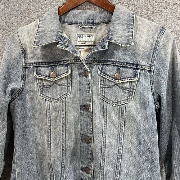 Old Navy Denim Jean Jacket Women Size Medium Blue Button Up 100% Cotton Trucker - Picture 3 of 12